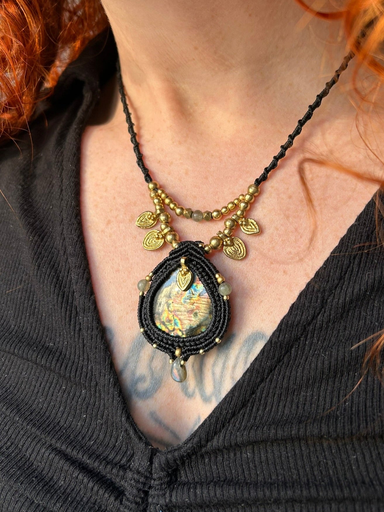 Kette ‚Alohi’ Labradorit Amulett