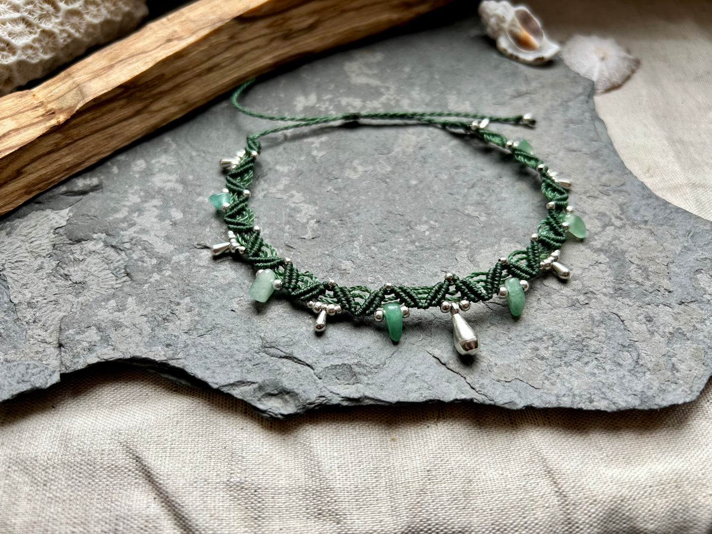 Fußkettchen ‚Nalaya‘ Makramee Aventurin Schmuck