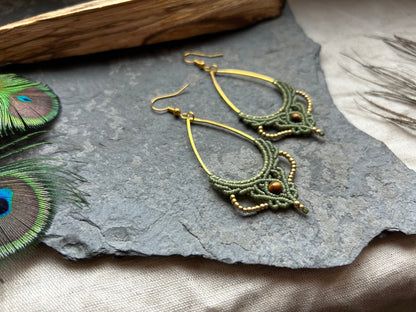 Ohrringe ‚Aenya‘ Makramee Tigerauge Schmuck