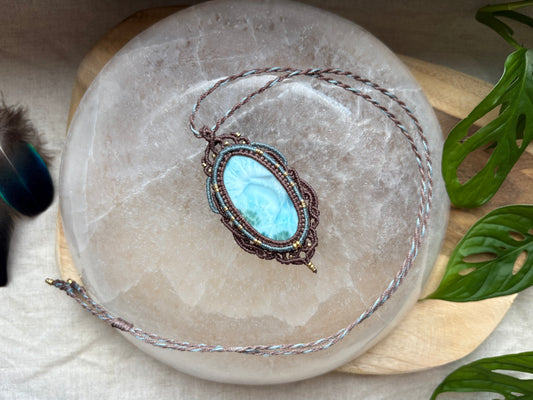 Kette ‚Kealohakai‘ Larimar Amulett