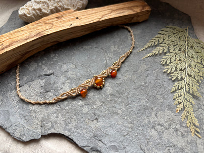 Dreiklang Makramee Choker Kette