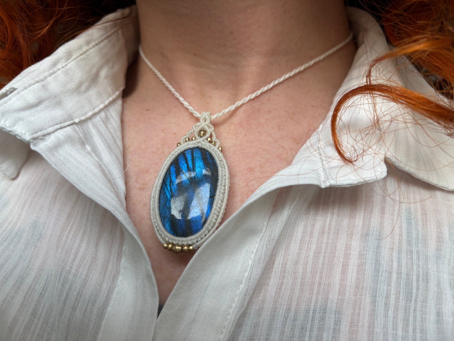 Kette ‚Hōkū Kai‘ Labradorit Amulett