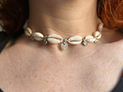 Kauri Muschel Choker Kette