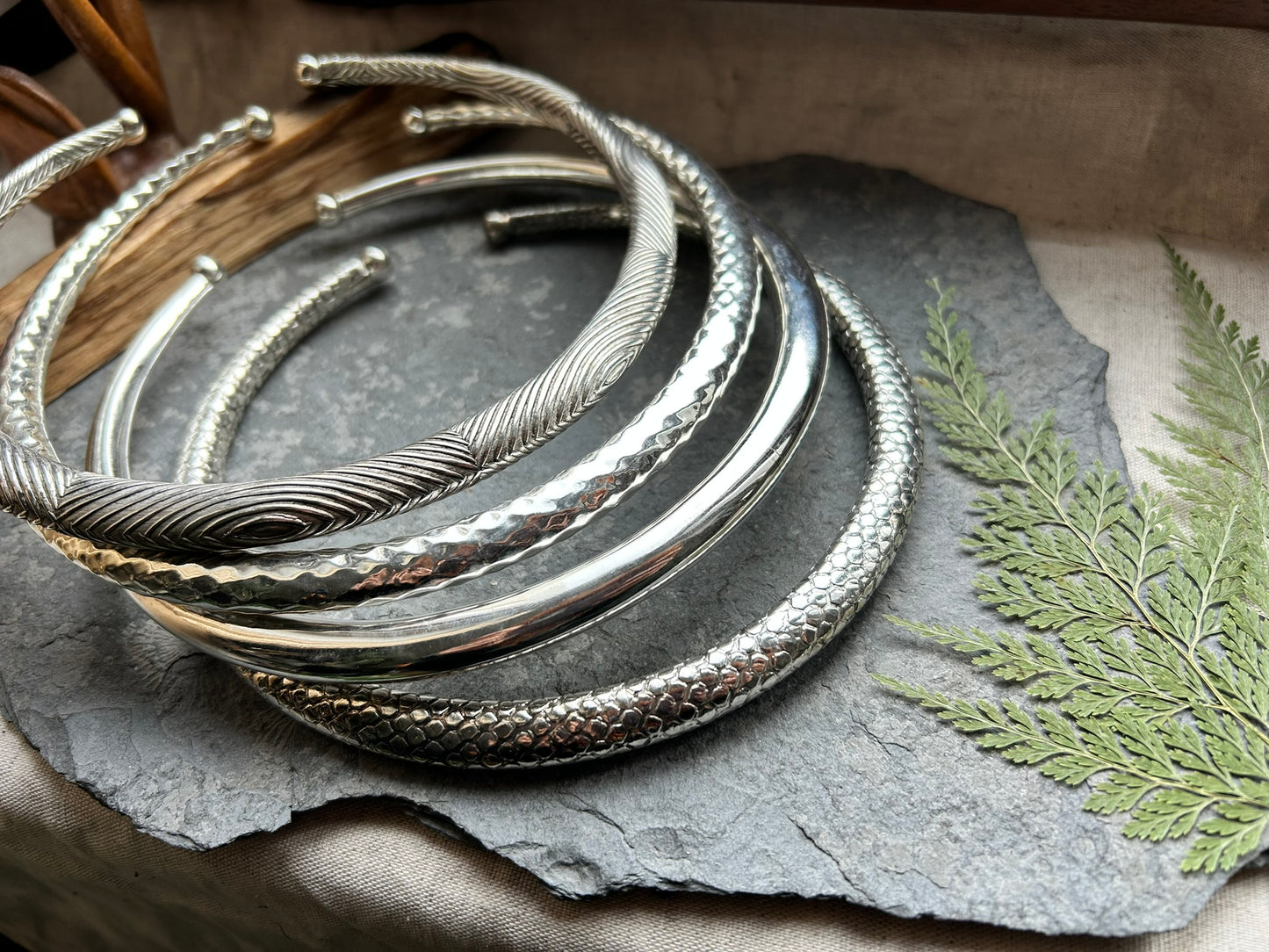 Silberne Messing Choker