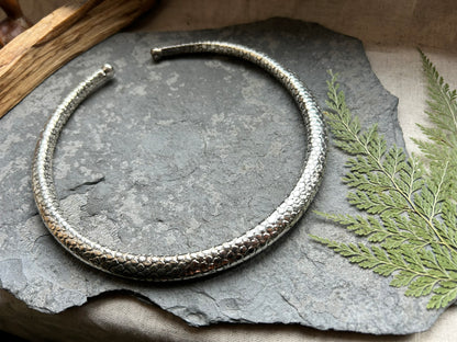 Silberne Messing Choker