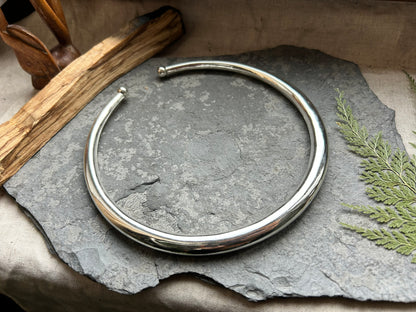 Silberne Messing Choker